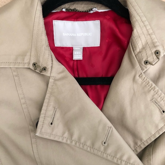 Banana Republic Trench Coat - Picture 2 of 3